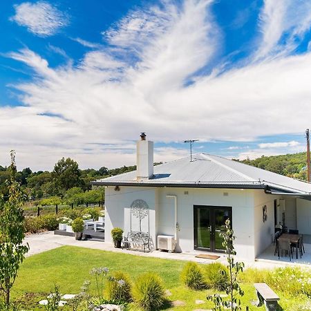 Esto House Villa Crafers ภายนอก รูปภาพ